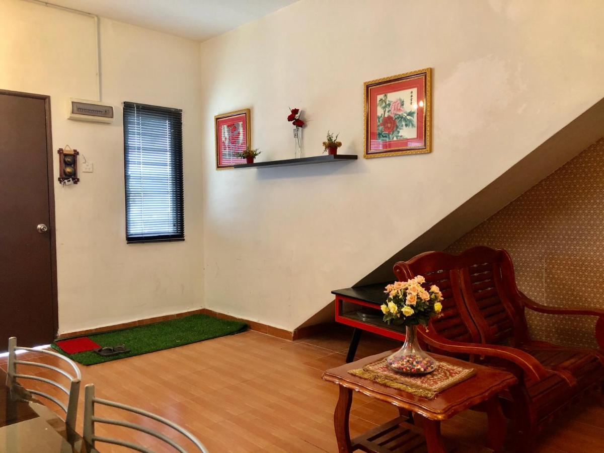 Sinar Ara homestay Lunas Exteriör bild